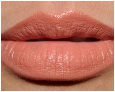 How to Wear Nude Lipstick 2