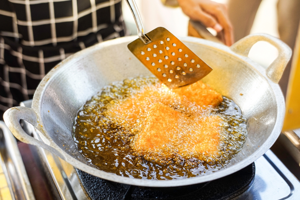 Frying food in seed oil